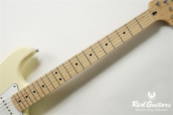 AFFINITY SERIES STRATOCASTER - Olympic White